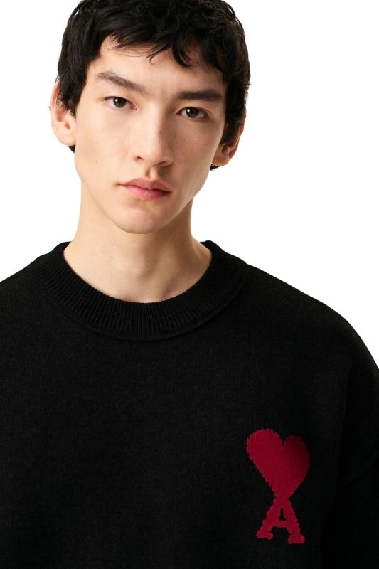 “Ami de Cœur” Wool Sweater – Black